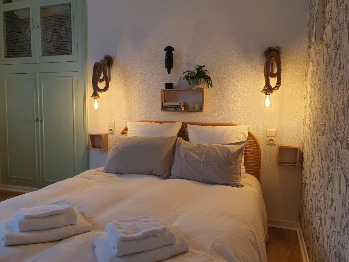 Chambres D'Hotes Et Gites- L'Abri Sous Roche Tautavel Eksteriør billede